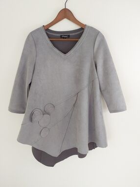 Papa Vancouver Asymmetrical Gray Tunic Floral Size Small